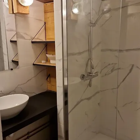 Vosges, Quiet Four Bedroom Chalet, Cinema, Games 別荘 *