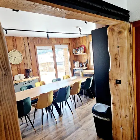Vosges, Quiet Four Bedroom Chalet, Cinema, Games 別荘 *